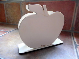 Stojnek na ubrousky jablko cca v.11x11,5cm